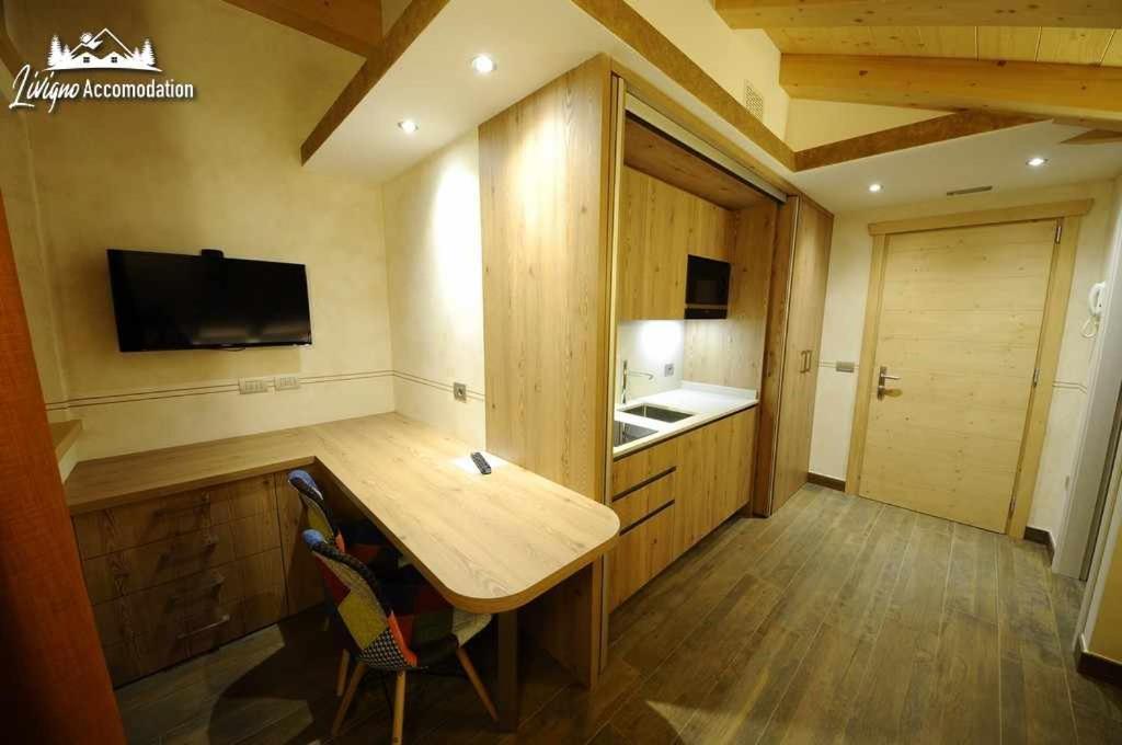Alpen Flower By Livigno Accomodation Номер фото